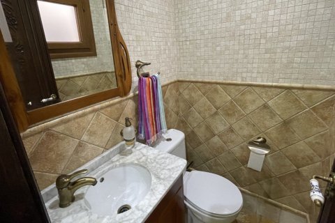 Casa adosada en venta en Torrevieja, Alicante, España 4 dormitorios, 542 m2 No. 151847 - foto 12