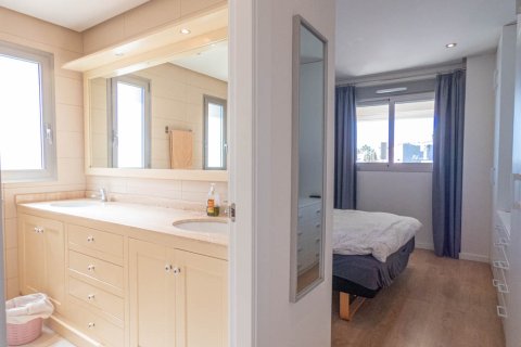 Huoneisto myytävänä Alicante, Espanja, 4 makuuhuonetta, 156 m2 No. 151844 - kuva 21