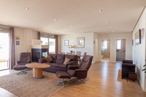 Huoneisto myytävänä Alicante, Espanja, 4 makuuhuonetta, 156 m2 No. 151844 - kuva 4