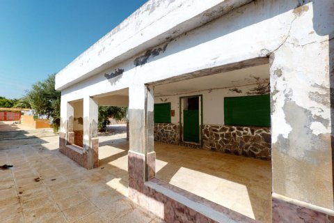 Casa adosada en venta en Albatera, Alicante, España 5 dormitorios, 844 m2 No. 151849 - foto 2