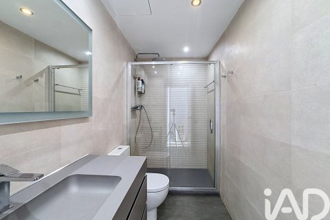 Apartment for sale in Sant Pere de Ribes, Barcelona, Spain 4 bedrooms, 206 sq.m. No. 172232 - photo 21