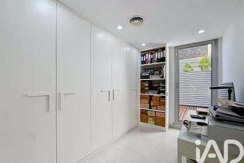 Apartment for sale in Sant Pere de Ribes, Barcelona, Spain 4 bedrooms, 206 sq.m. No. 172232 - photo 19