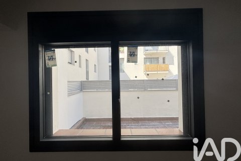 Lokal usługowy w Sabadell, Barcelona, Hiszpania 2 sypialnie, 89 mkw. nr 172235 – zdjęcie 14