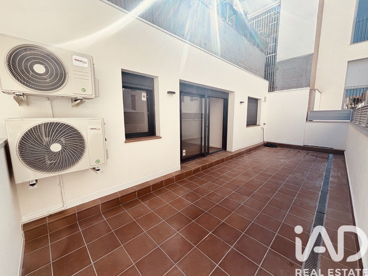 Gewerbeimmobilien in Sabadell, Barcelona, Spanien 2 Schlafzimmer, 89 m2 Nr. 172235