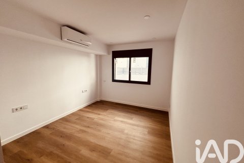 Lokal usługowy w Sabadell, Barcelona, Hiszpania 2 sypialnie, 89 mkw. nr 172235 – zdjęcie 13