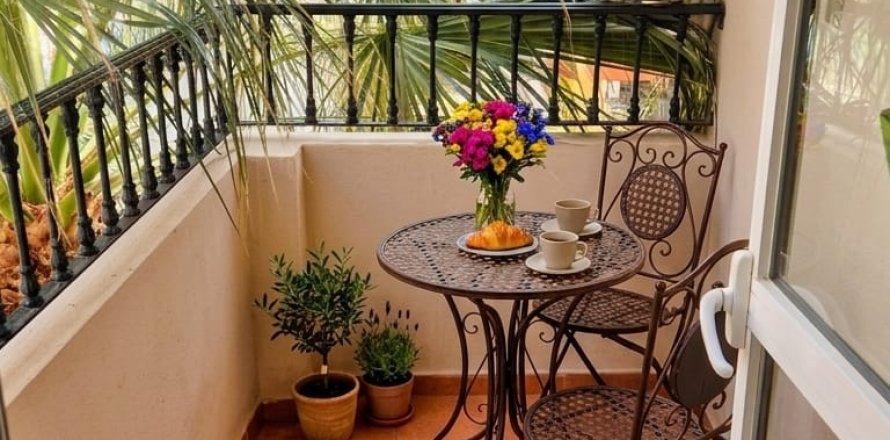 Apartment in Rincon de la Victoria, Malaga, Spain 2 bedrooms, 81.28 sq.m. No. 172233