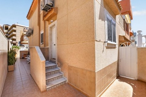 Casa adosada en venta en Cabo Cervera-Playa la Mata, Alicante, España 3 dormitorios, 104 m2 No. 189497 - foto 8