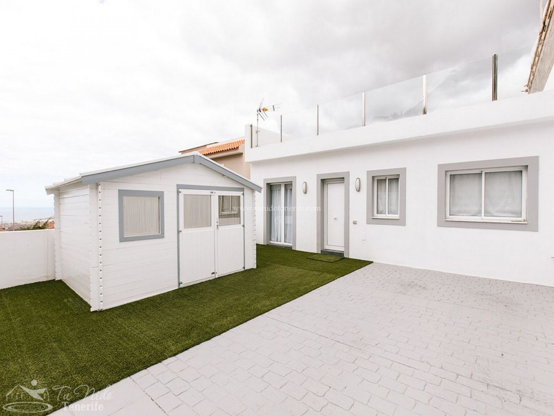 Bungalow en Torviscas, Tenerife, España 2 dormitorios, 60 m2 No. 64917