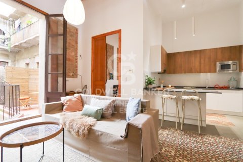Huoneisto myytävänä Barcelona, Espanja, 2 makuuhuonetta, 85 m2 No. 160435 - kuva 3