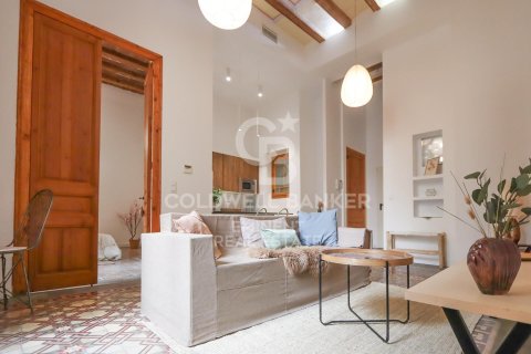 Huoneisto myytävänä Barcelona, Espanja, 2 makuuhuonetta, 85 m2 No. 160435 - kuva 7