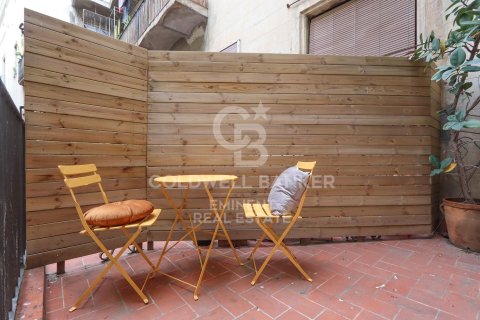 Huoneisto myytävänä Barcelona, Espanja, 2 makuuhuonetta, 85 m2 No. 160435 - kuva 19