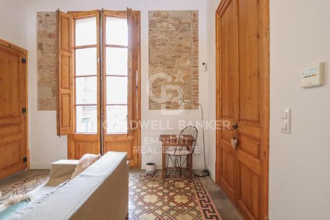 Huoneisto myytävänä Barcelona, Espanja, 2 makuuhuonetta, 85 m2 No. 160435 - kuva 20