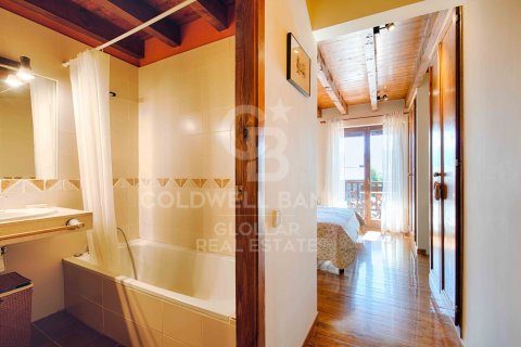 Apartment à vendre à Girona, Espagne, 4 chambres, 165 m2 No. 160437 - photo 12