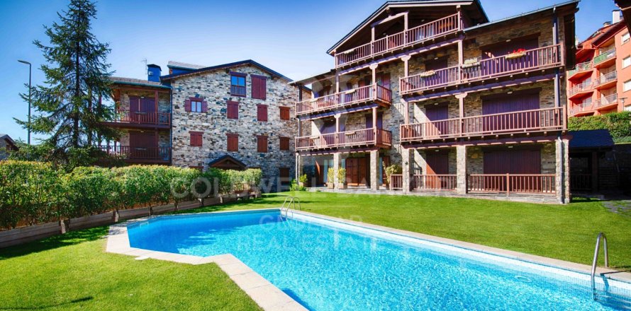 Apartment à Girona, Espagne 4 chambres, 165 m2 No. 160437