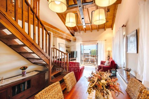 Apartment à vendre à Girona, Espagne, 4 chambres, 165 m2 No. 160437 - photo 3