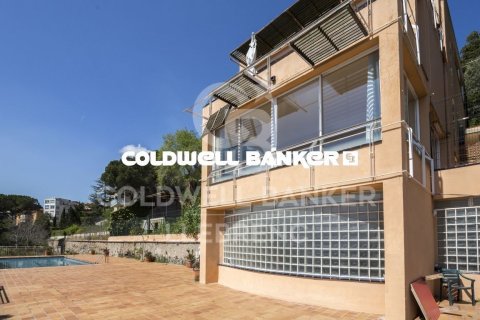 Casa in vendita a Barcelona, Spagna 8 camere da letto, 483 mq. N° 160432 - foto 17