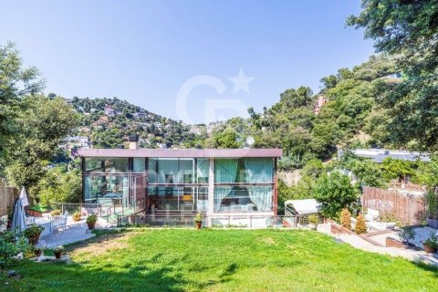 Dom w Barcelona, Hiszpania 7 sypialni, 385 mkw. nr 160433