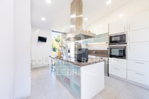 Casa in vendita a Barcelona, Spagna 7 camere da letto, 385 mq. N° 160433 - foto 11