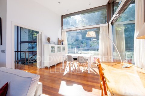 Casa in vendita a Barcelona, Spagna 7 camere da letto, 385 mq. N° 160433 - foto 8