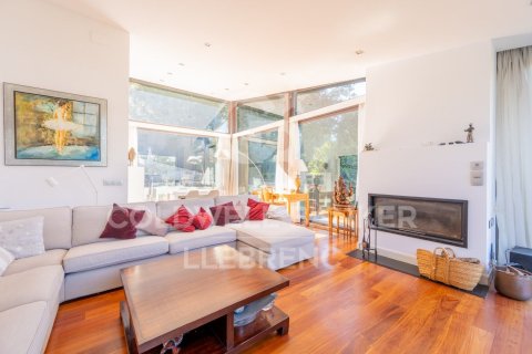 Casa in vendita a Barcelona, Spagna 7 camere da letto, 385 mq. N° 160433 - foto 8
