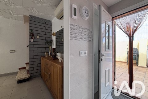 Продажа таухауса в Л'Эскала, Герона, Испания 2 спальни, 75м2 №195049 - фото 9