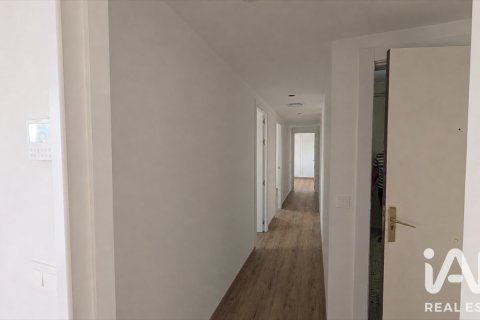Продажа пентхауса в Олеса де Монтсеррат, Барселона, Испания 4 спальни, 134м2 №195053 - фото 13