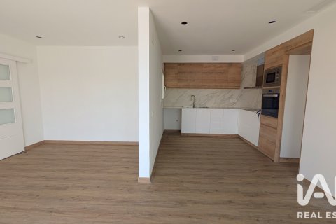 Продажа пентхауса в Олеса де Монтсеррат, Барселона, Испания 4 спальни, 134м2 №195053 - фото 4