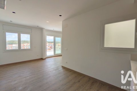 Продажа пентхауса в Олеса де Монтсеррат, Барселона, Испания 4 спальни, 134м2 №195053 - фото 6