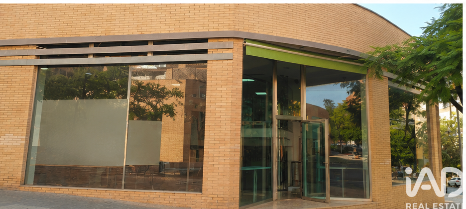 Propiedad comercial en Alicante, España 5 dormitorios, 261 m2 No. 195051