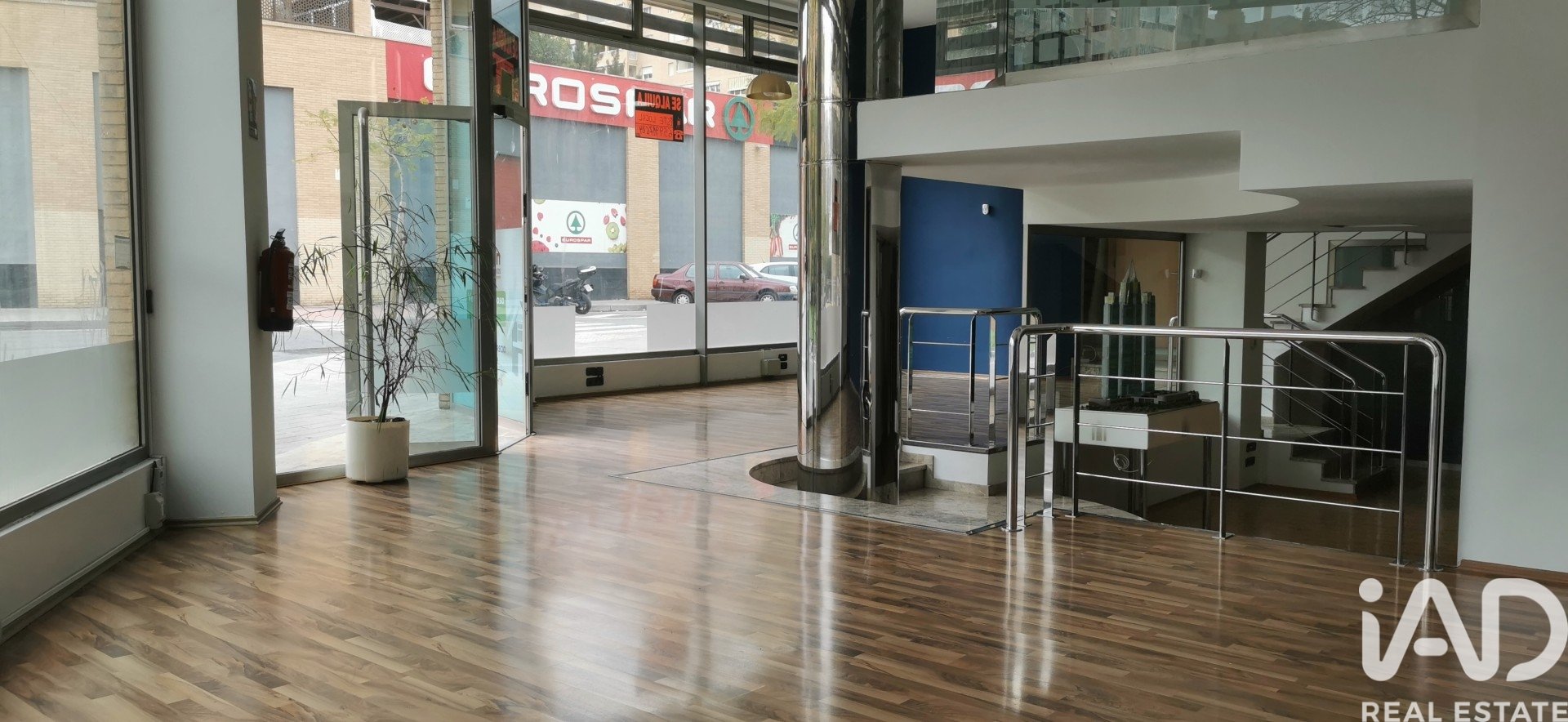 Propiedad comercial en Alicante, España 5 dormitorios, 261 m2 No. 195051