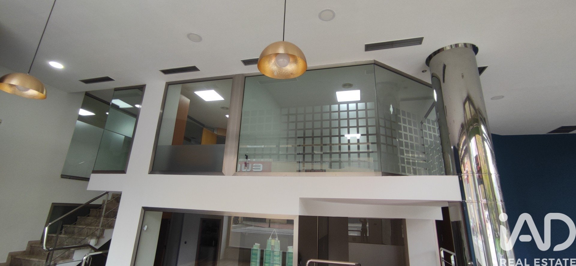 Propiedad comercial en Alicante, España 5 dormitorios, 261 m2 No. 195051