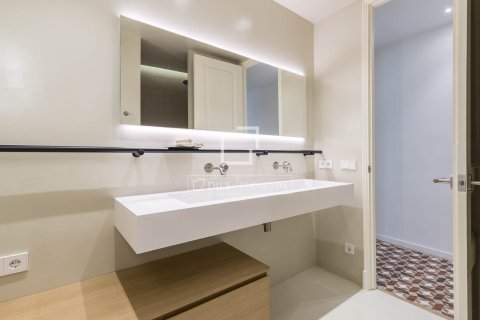 Apartamento en venta en Barcelona, España 3 dormitorios, 144 m2 No. 167572 - foto 29