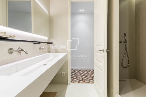 Apartamento en venta en Barcelona, España 3 dormitorios, 144 m2 No. 167572 - foto 28