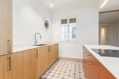 Apartamento en venta en Barcelona, España 3 dormitorios, 144 m2 No. 167572 - foto 16
