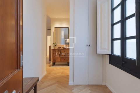 Apartment à vendre à Barcelona, Espagne, 2 chambres, 100 m2 No. 167576 - photo 26