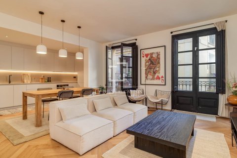Apartment à Barcelona, Espagne 2 chambres, 100 m2 No. 167576