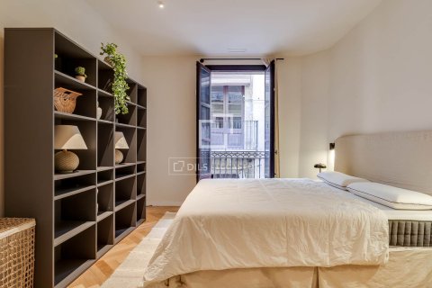 Apartment à vendre à Barcelona, Espagne, 2 chambres, 100 m2 No. 167576 - photo 22