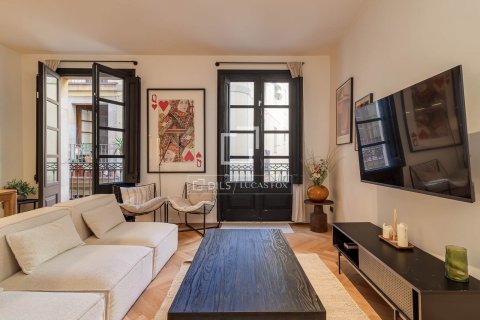 Apartment à vendre à Barcelona, Espagne, 2 chambres, 100 m2 No. 167576 - photo 8
