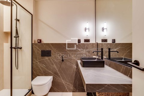 Apartment à vendre à Barcelona, Espagne, 2 chambres, 100 m2 No. 167576 - photo 16