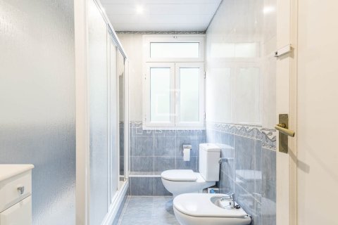 Apartment à vendre à Barcelona, Espagne, 6 chambres, 167 m2 No. 167574 - photo 29
