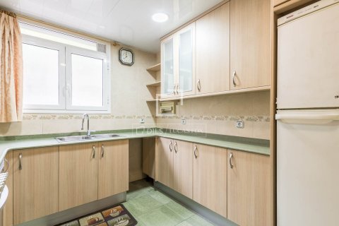 Apartment à vendre à Barcelona, Espagne, 6 chambres, 167 m2 No. 167574 - photo 12