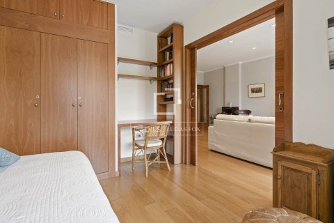 Apartamento en venta en Barcelona, España 3 dormitorios, 118 m2 No. 167573 - foto 11