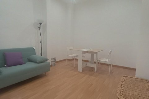 Apartment à vendre à Madrid, Espagne, 42 m2 No. 165769 - photo 5