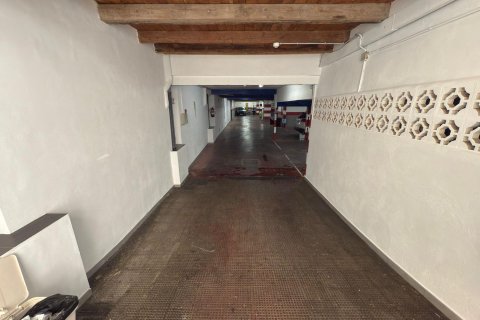 Garage à Alicante, Espagne 496 m2 No. 165765