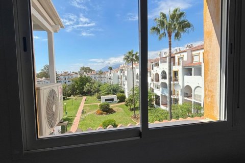 Lägenhet till salu i Estepona, Malaga, Spanien 2 sovrum, 76 kvm. Nr. 191733 - foto 20