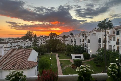 Lägenhet i Estepona, Malaga, Spanien 2 sovrum, 76 kvm. Nr. 191733