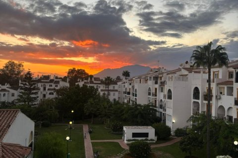 Lägenhet till salu i Estepona, Malaga, Spanien 2 sovrum, 76 kvm. Nr. 191733 - foto 27