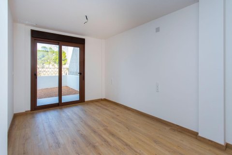 Bungalow till salu i Hondon De Las Nieves, Alicante, Spanien 3 sovrum, 101 kvm. Nr. 75346 - foto 25
