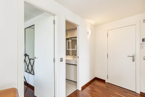 Apartamento en venta en Barcelona, España 2 dormitorios, 73 m2 No. 167558 - foto 7
