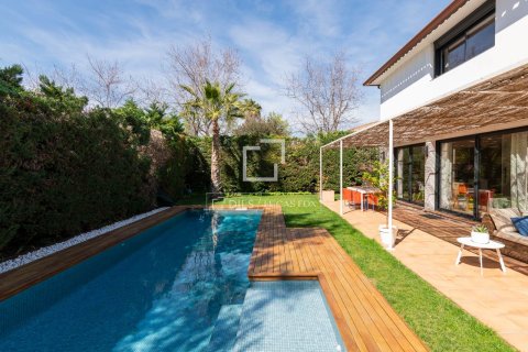 Villa en Sant Cugat del Vallès, Barcelona, España 5 dormitorios, 300 m2 No. 167563